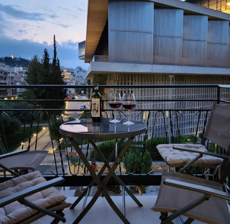 Acropolis View Modern Deluxe Suite With Balcony Атина Екстериор снимка