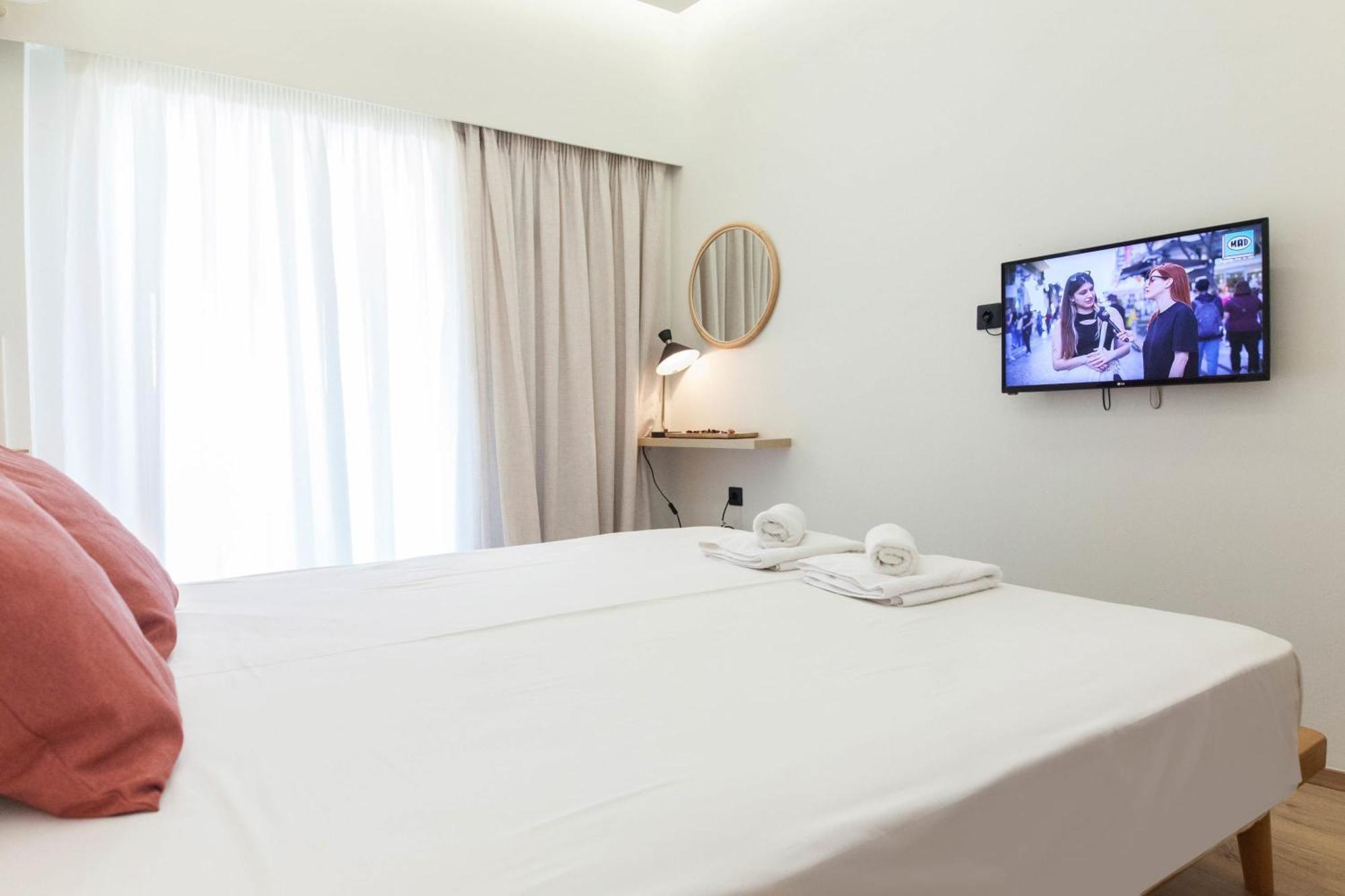 Acropolis View Modern Deluxe Suite With Balcony Атина Екстериор снимка