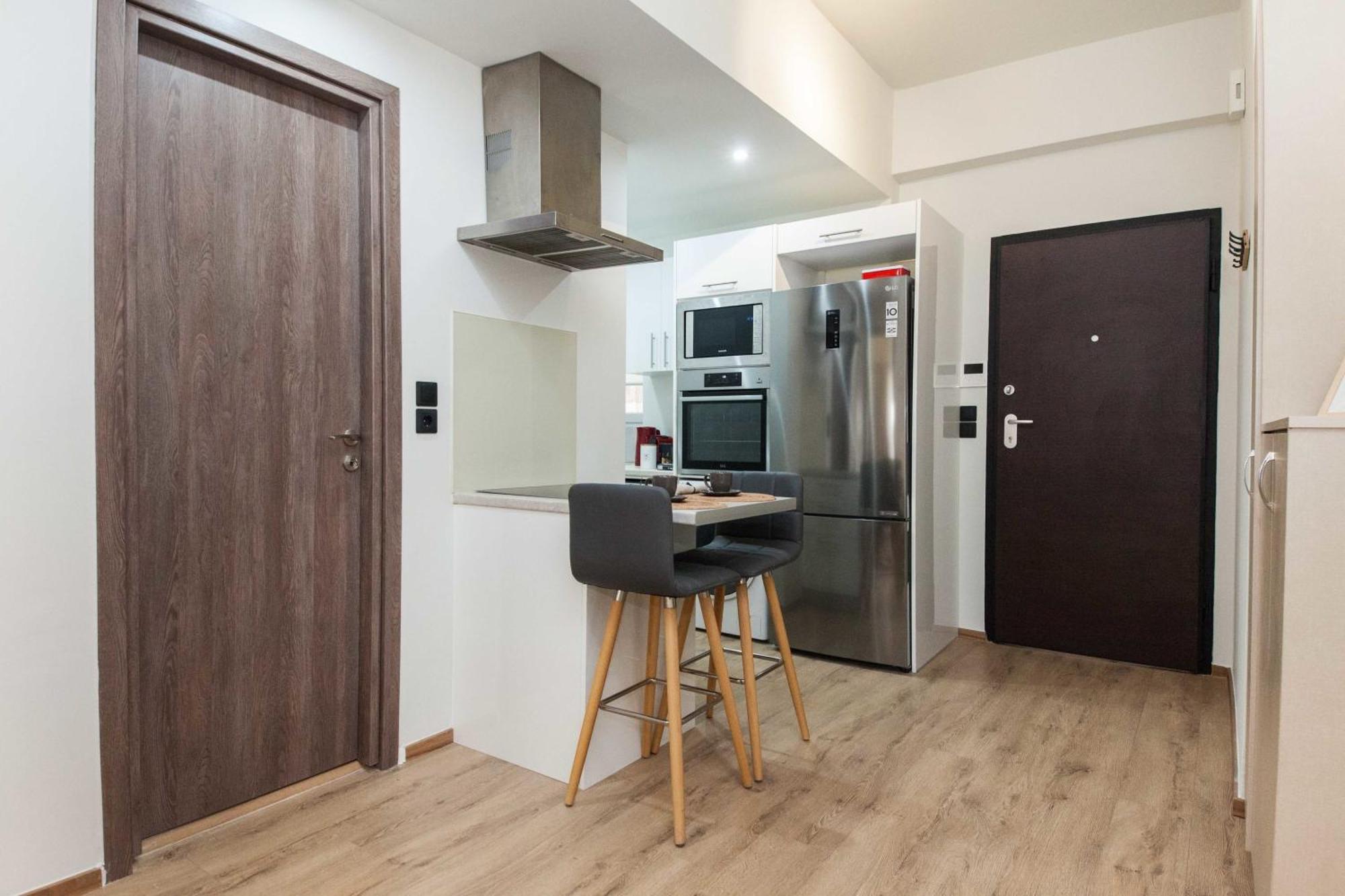 Acropolis View Modern Deluxe Suite With Balcony Атина Екстериор снимка